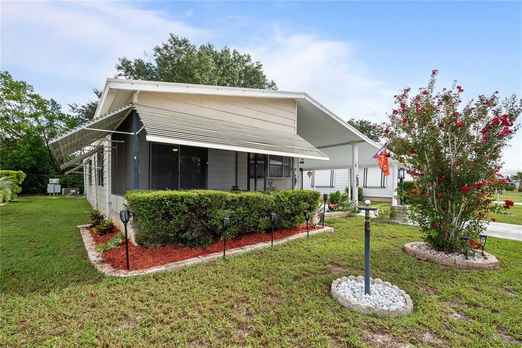 For Sale: $159,900 (2 beds, 2 baths, 1248 Square Feet)