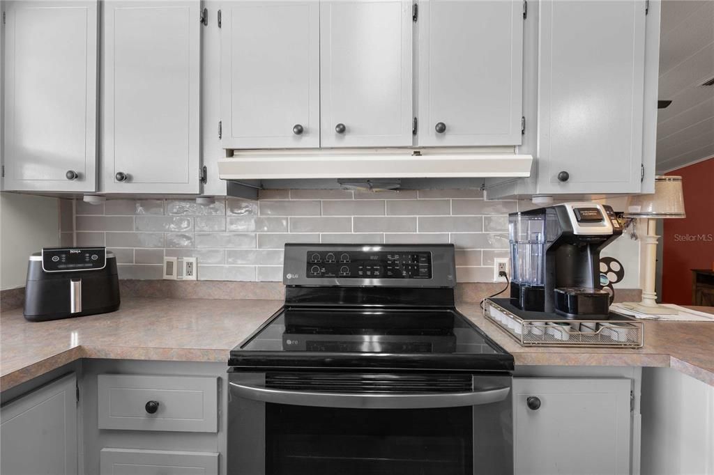 For Sale: $159,900 (2 beds, 2 baths, 1248 Square Feet)