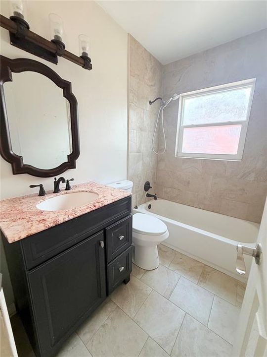 For Rent: $2,700 (3 beds, 2 baths, 1492 Square Feet)