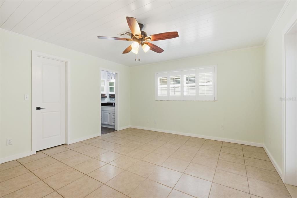 Active With Contract: $599,900 (4 beds, 2 baths, 1737 Square Feet)