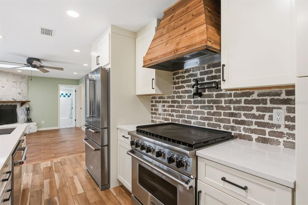 Active With Contract: $599,900 (4 beds, 2 baths, 1737 Square Feet)