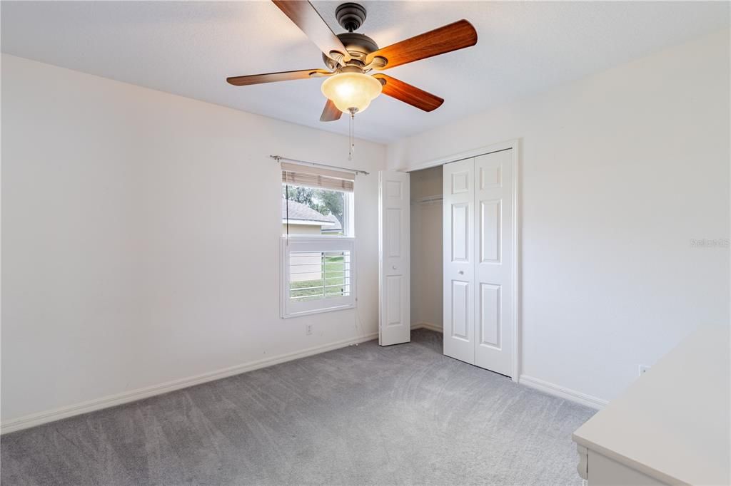 For Sale: $349,900 (3 beds, 2 baths, 1719 Square Feet)