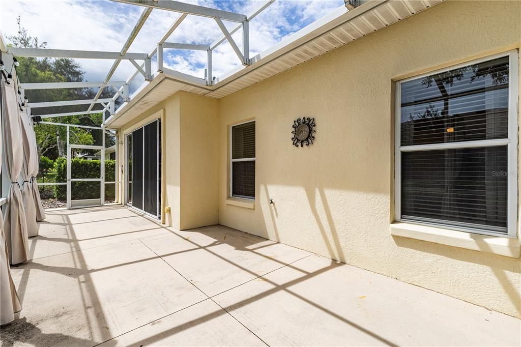 For Sale: $349,900 (3 beds, 2 baths, 1719 Square Feet)