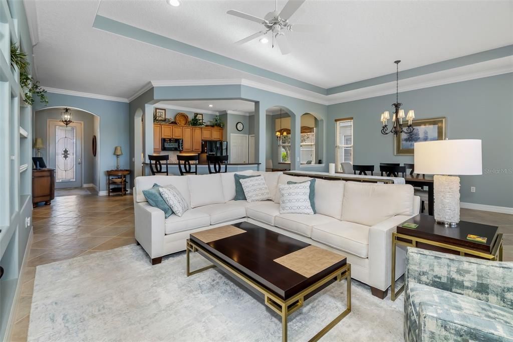 Active With Contract: $540,000 (2 beds, 2 baths, 1768 Square Feet)