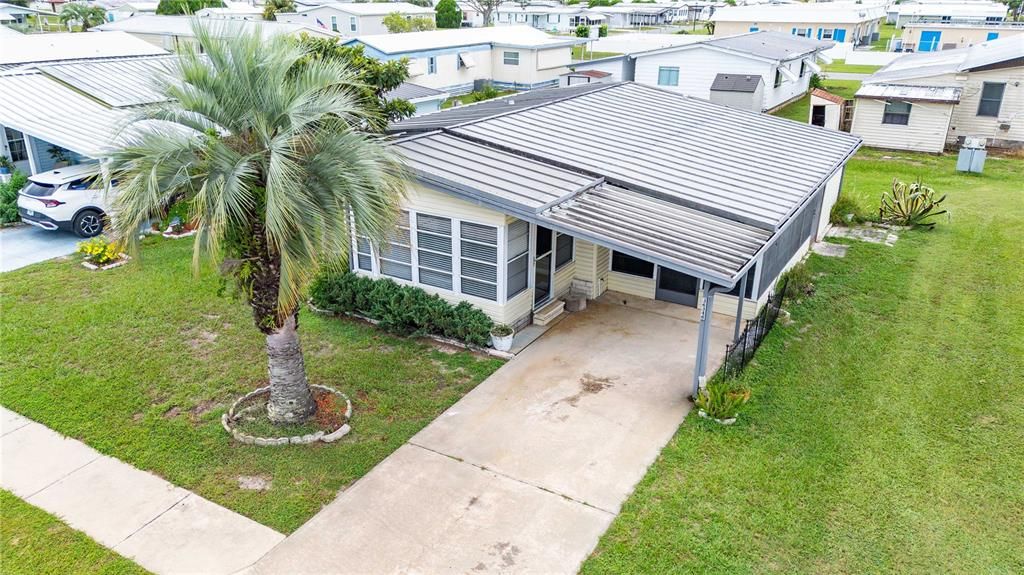 For Sale: $110,000 (2 beds, 1 baths, 768 Square Feet)