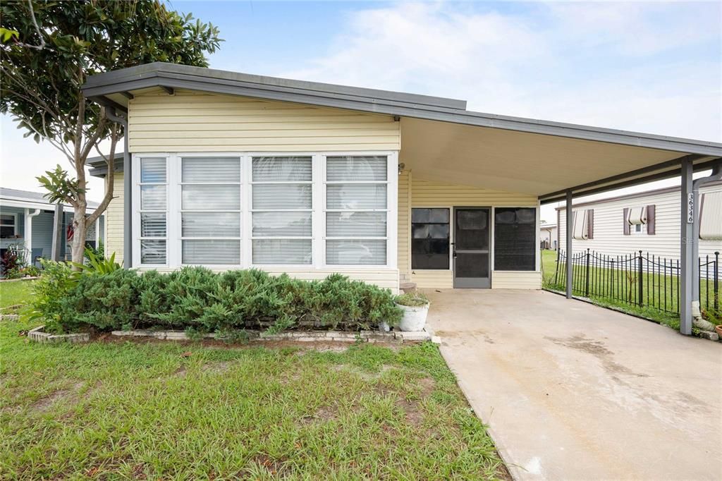 For Sale: $110,000 (2 beds, 1 baths, 768 Square Feet)