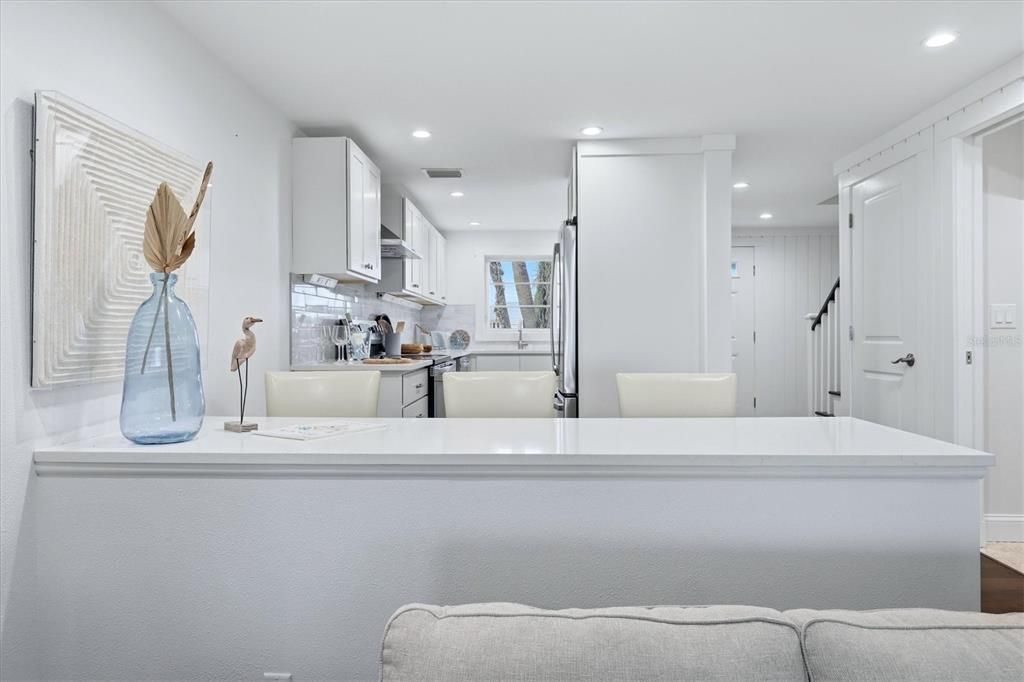 For Sale: $875,000 (2 beds, 2 baths, 1224 Square Feet)