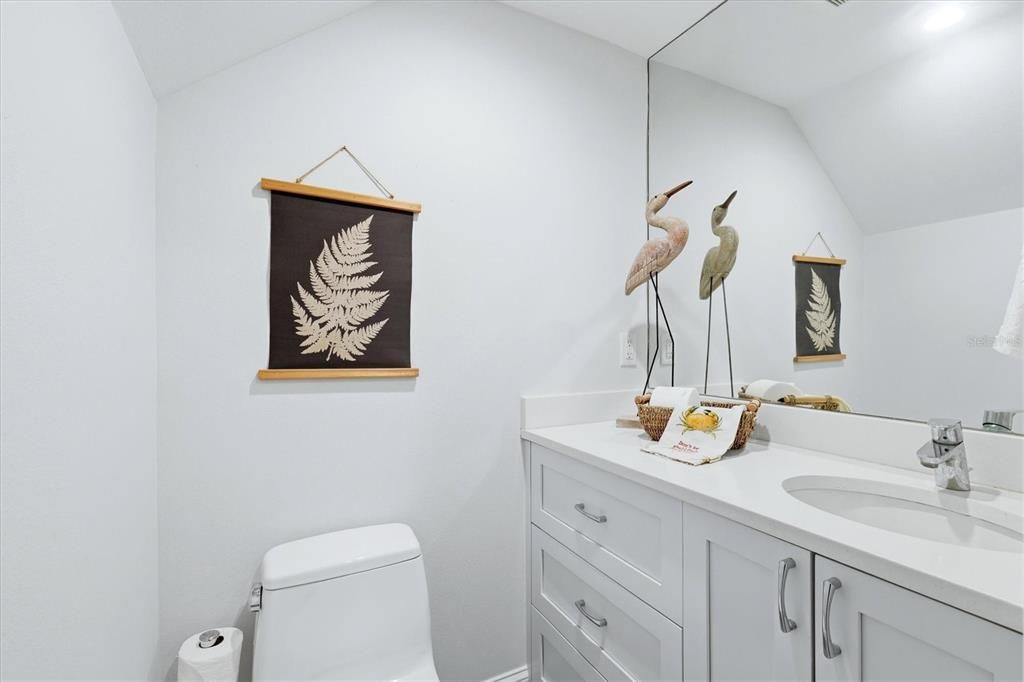 For Sale: $875,000 (2 beds, 2 baths, 1224 Square Feet)