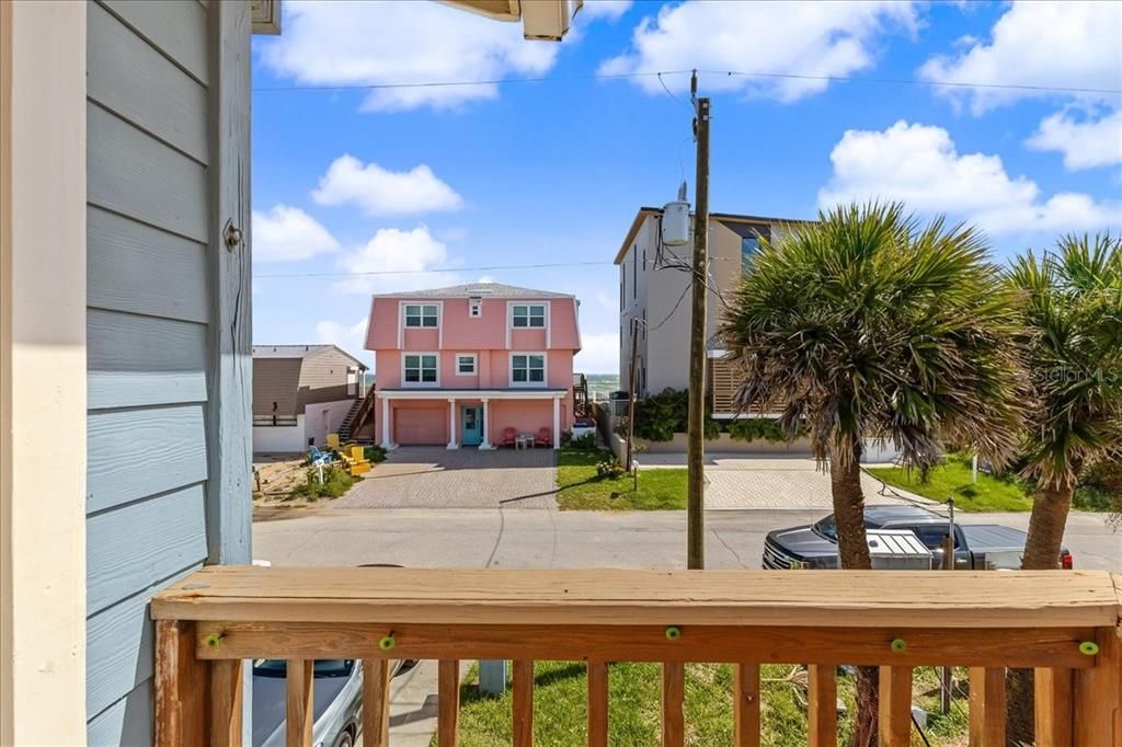 For Sale: $575,000 (4 beds, 3 baths, 1605 Square Feet)