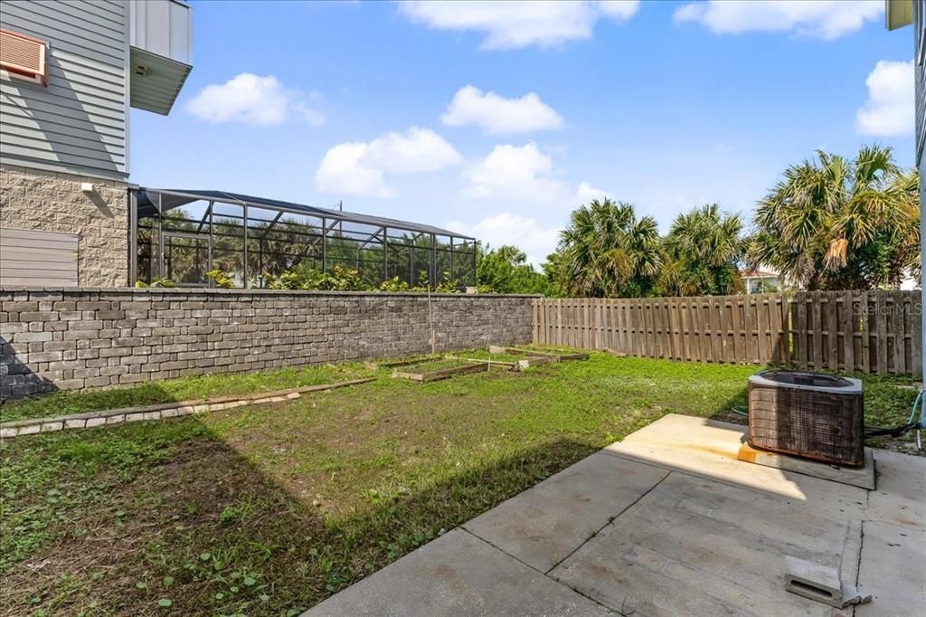 For Sale: $575,000 (4 beds, 3 baths, 1605 Square Feet)