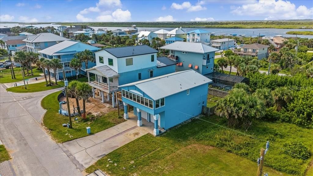 For Sale: $575,000 (4 beds, 3 baths, 1605 Square Feet)