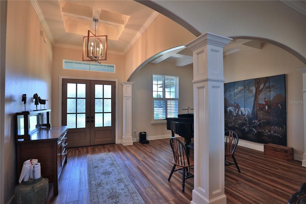 For Sale: $2,499,000 (3 beds, 3 baths, 3029 Square Feet)