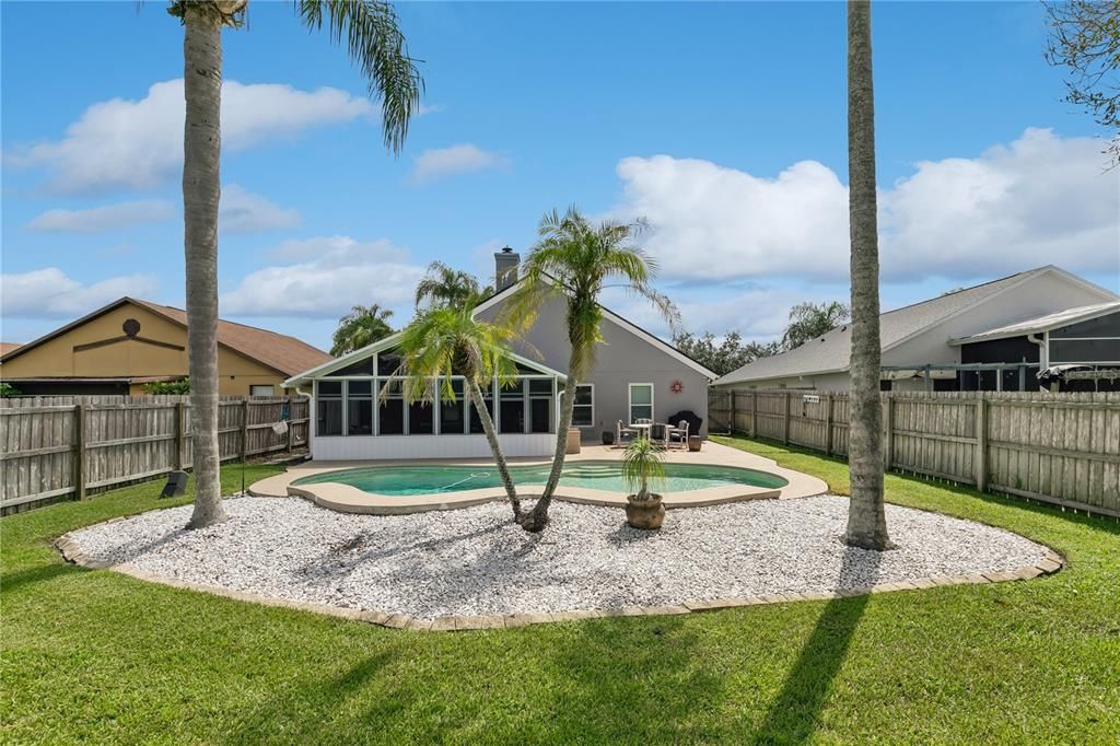 Activo con contrato: $450,000 (4 camas, 2 baños, 1865 Pies cuadrados)