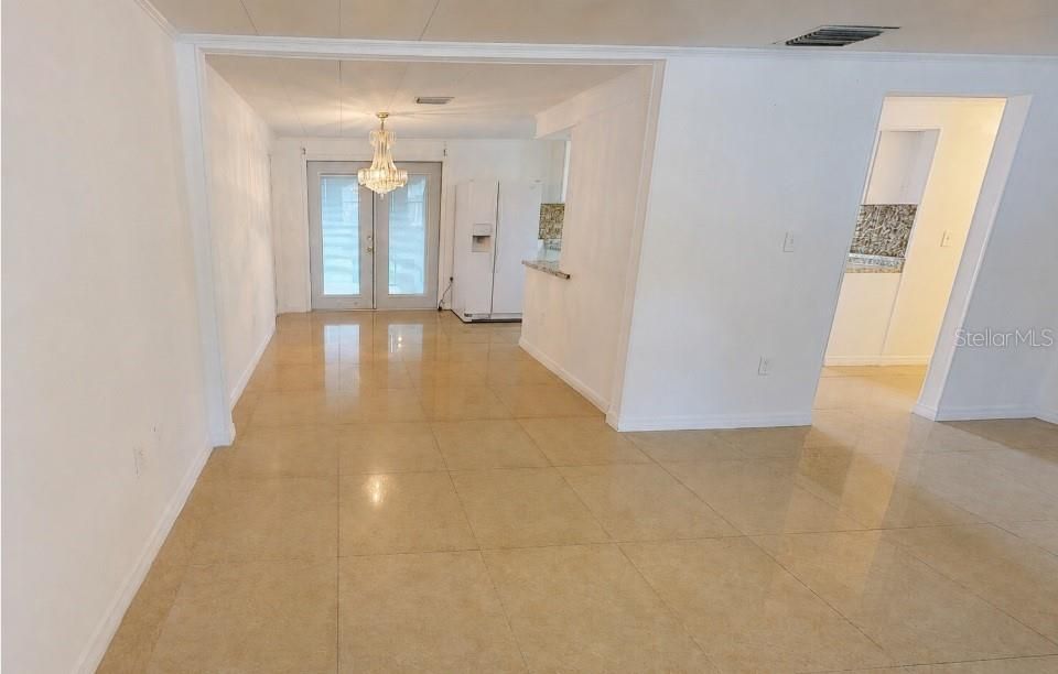 На продажу: $188,000 (4 спален, 2 ванн, 1344 Квадратных фут)