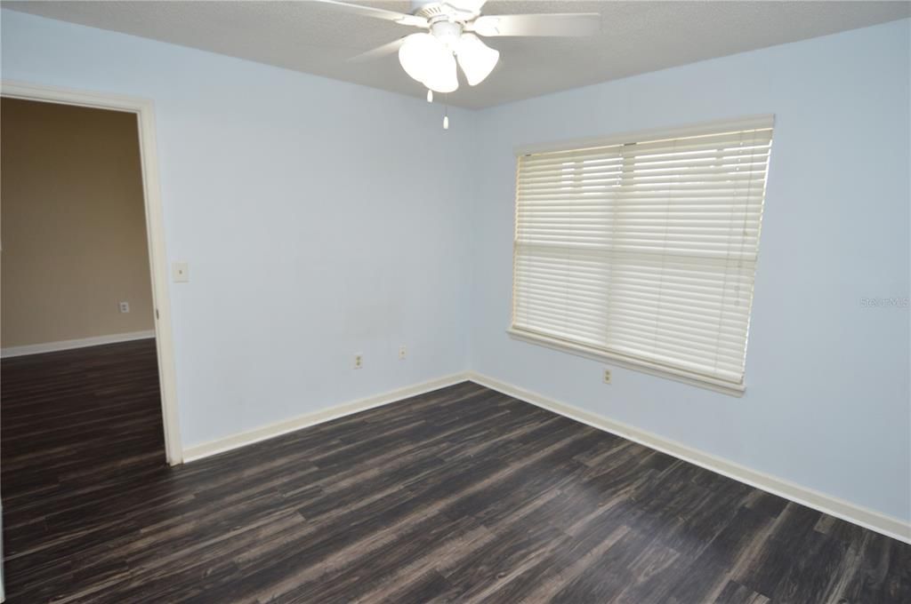 For Rent: $1,250 (1 beds, 1 baths, 616 Square Feet)