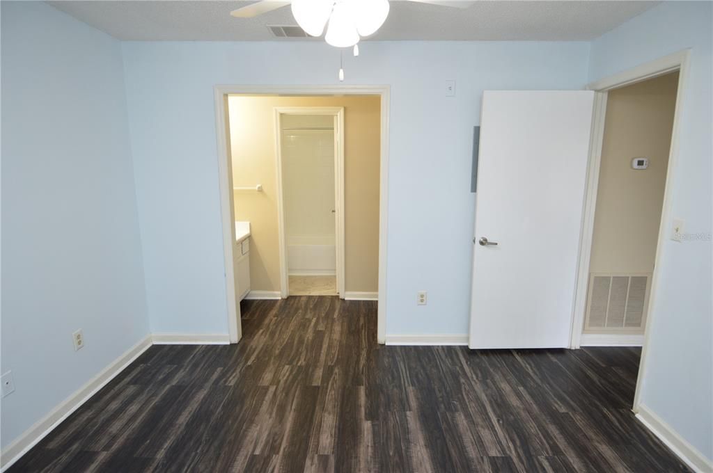 For Rent: $1,250 (1 beds, 1 baths, 616 Square Feet)
