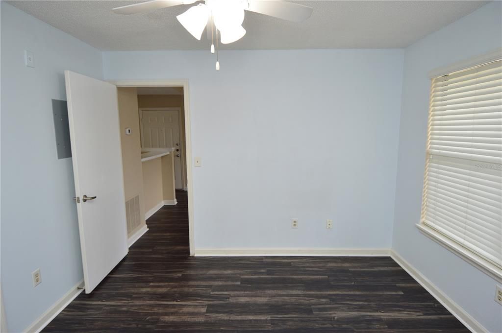 For Rent: $1,250 (1 beds, 1 baths, 616 Square Feet)