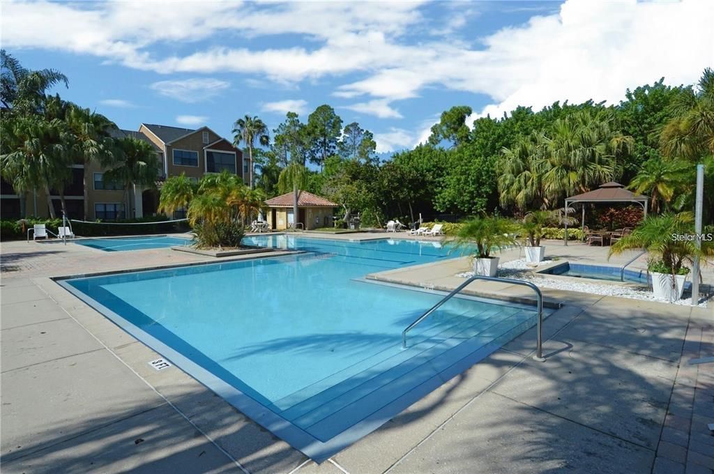 For Rent: $1,250 (1 beds, 1 baths, 616 Square Feet)