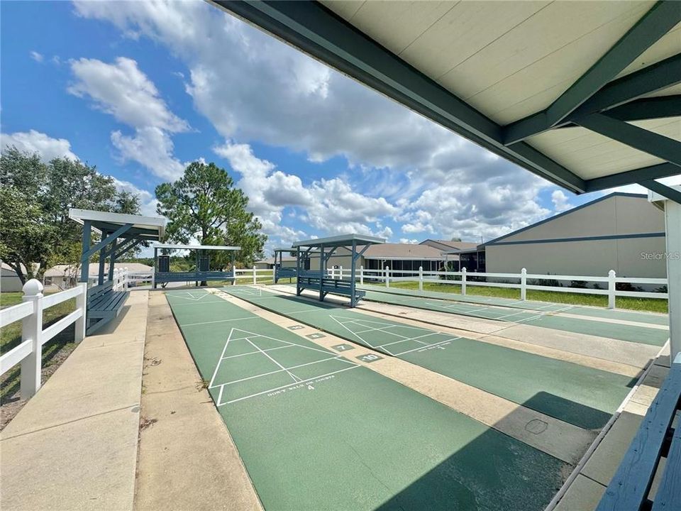 待售: $152,000 (2 贝兹, 2 浴室, 1073 平方英尺)