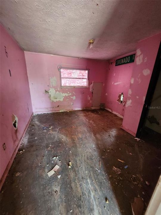 En Venta: $75,000 (3 camas, 2 baños, 1344 Pies cuadrados)