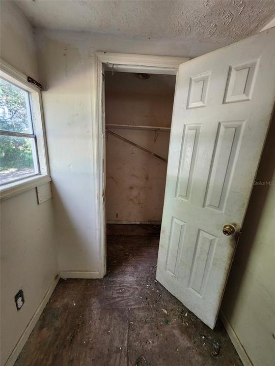 En Venta: $75,000 (3 camas, 2 baños, 1344 Pies cuadrados)