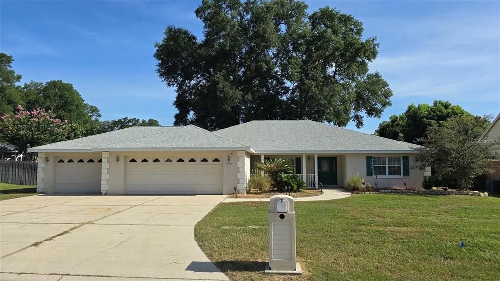 Recently Sold: $196,000 (3 beds, 2 baths, 2165 Square Feet)