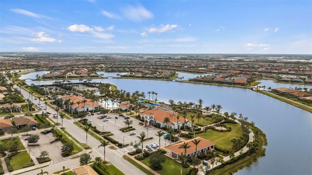 En Venta: $425,900 (2 camas, 2 baños, 1611 Pies cuadrados)