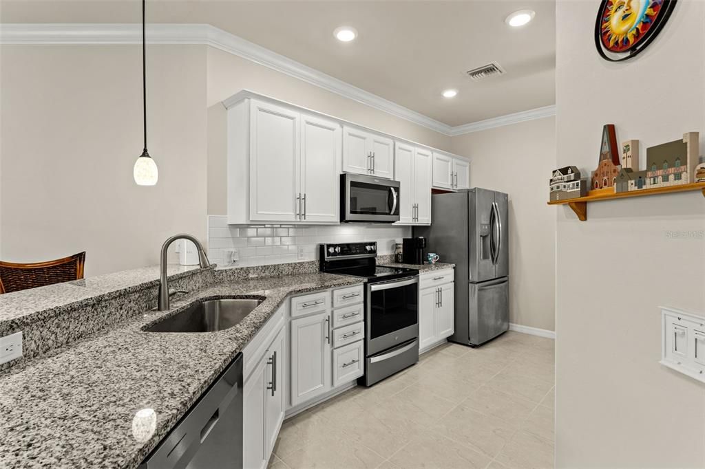 En Venta: $425,900 (2 camas, 2 baños, 1611 Pies cuadrados)