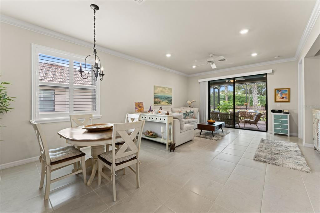 En Venta: $425,900 (2 camas, 2 baños, 1611 Pies cuadrados)