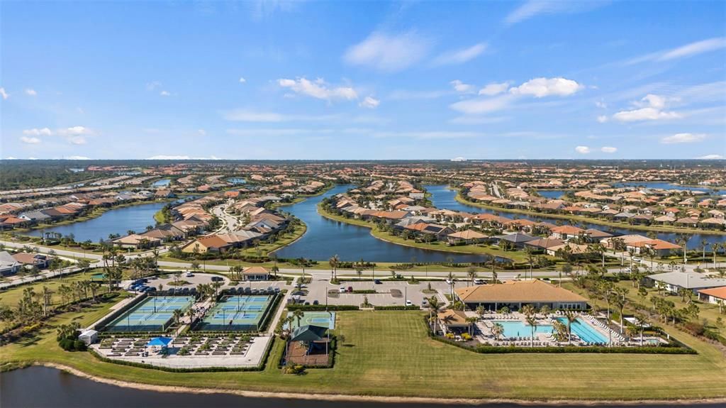 En Venta: $425,900 (2 camas, 2 baños, 1611 Pies cuadrados)
