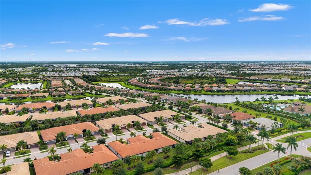 En Venta: $425,900 (2 camas, 2 baños, 1611 Pies cuadrados)