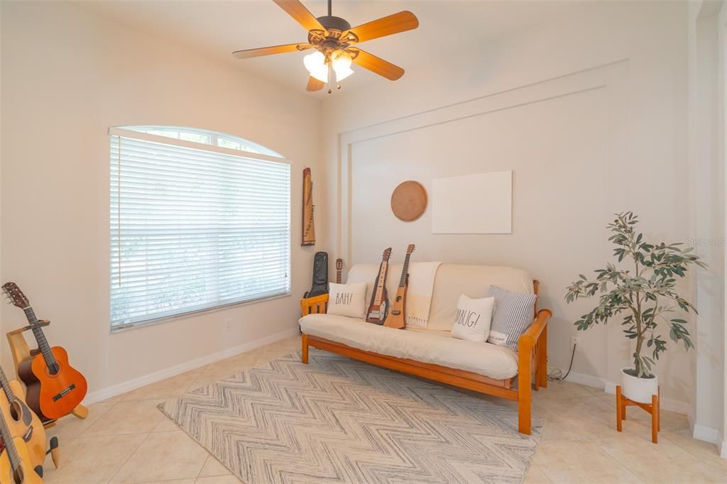 En Venta: $465,000 (4 camas, 3 baños, 2274 Pies cuadrados)