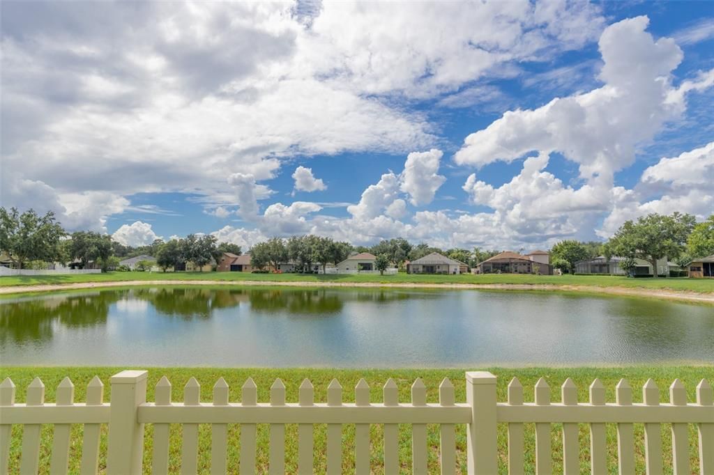 En Venta: $465,000 (4 camas, 3 baños, 2274 Pies cuadrados)