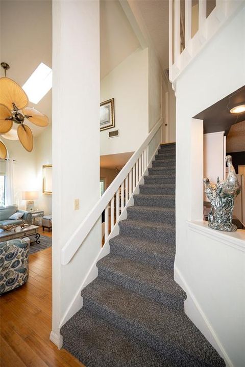 For Sale: $364,900 (2 beds, 2 baths, 1453 Square Feet)