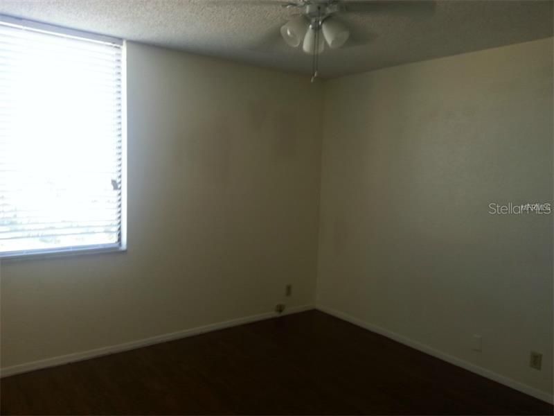 For Sale: $395,000 (2 beds, 2 baths, 1150 Square Feet)