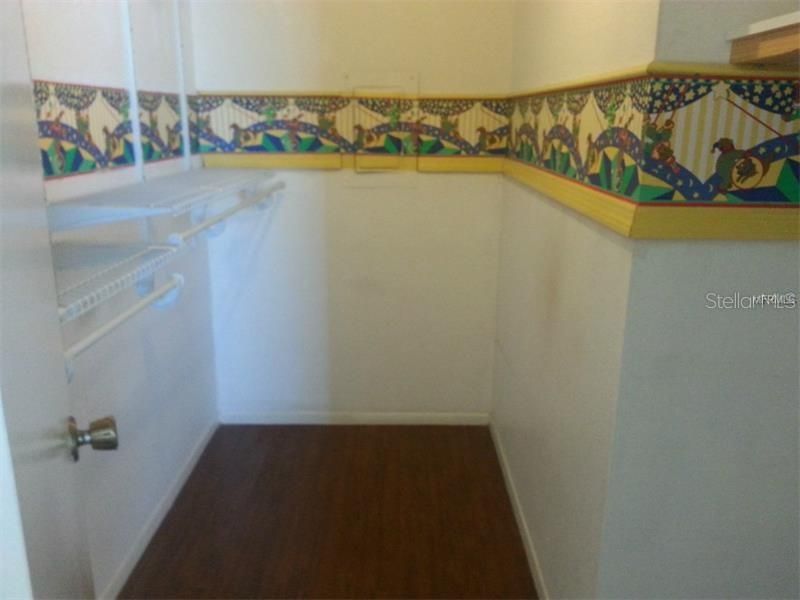 For Sale: $395,000 (2 beds, 2 baths, 1150 Square Feet)