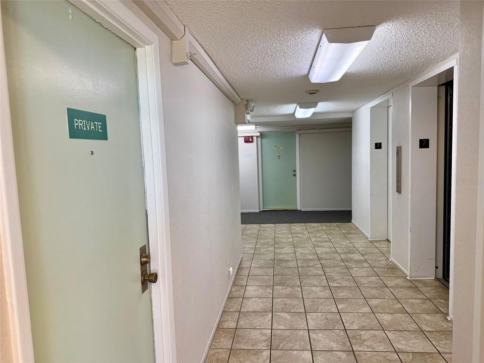 For Sale: $395,000 (2 beds, 2 baths, 1150 Square Feet)