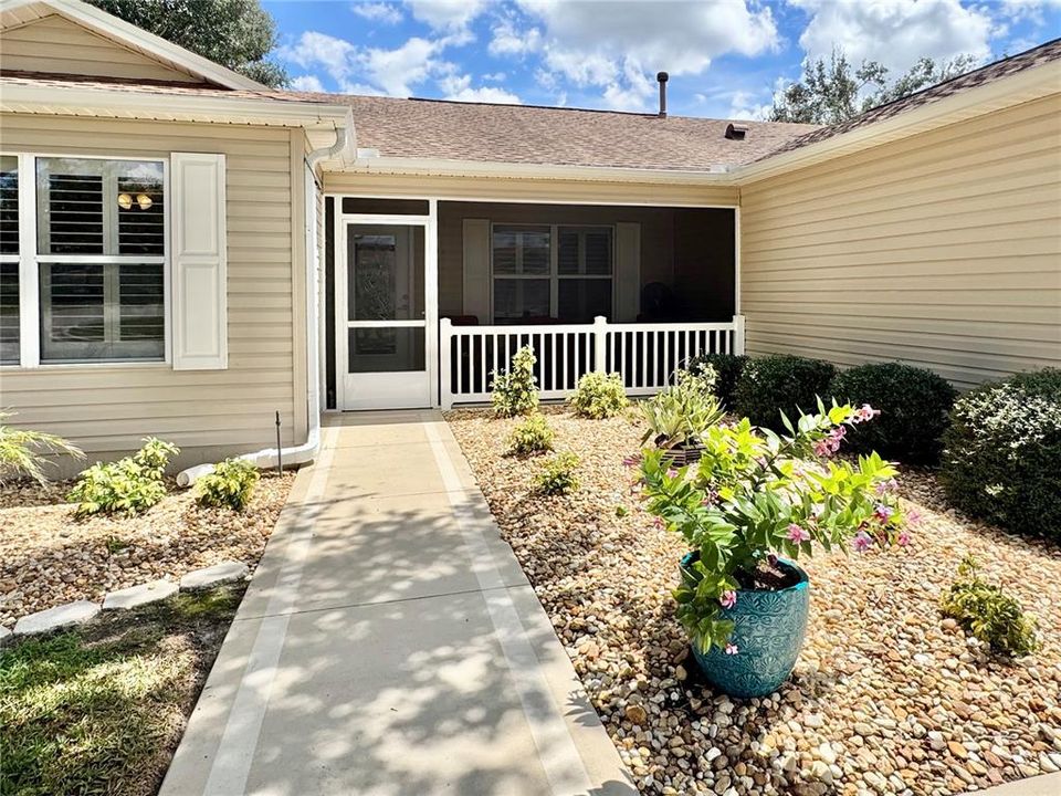 For Sale: $349,900 (3 beds, 2 baths, 1527 Square Feet)