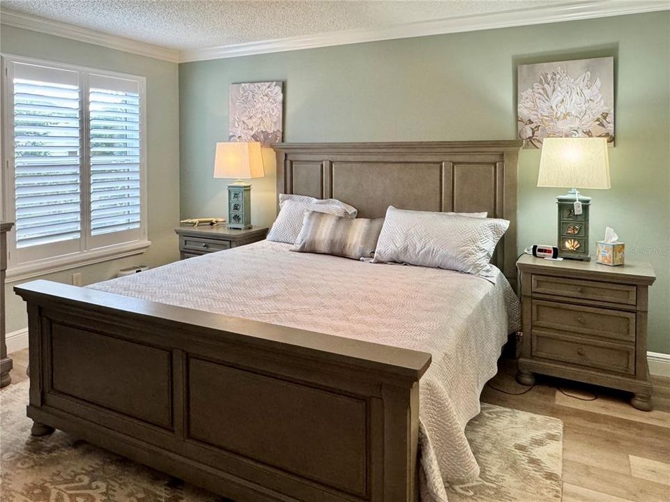 For Sale: $349,900 (3 beds, 2 baths, 1527 Square Feet)