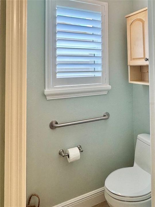 For Sale: $349,900 (3 beds, 2 baths, 1527 Square Feet)