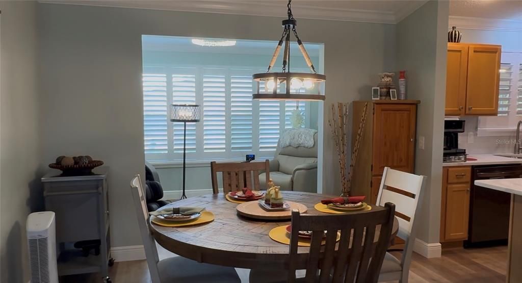 For Sale: $349,900 (3 beds, 2 baths, 1527 Square Feet)