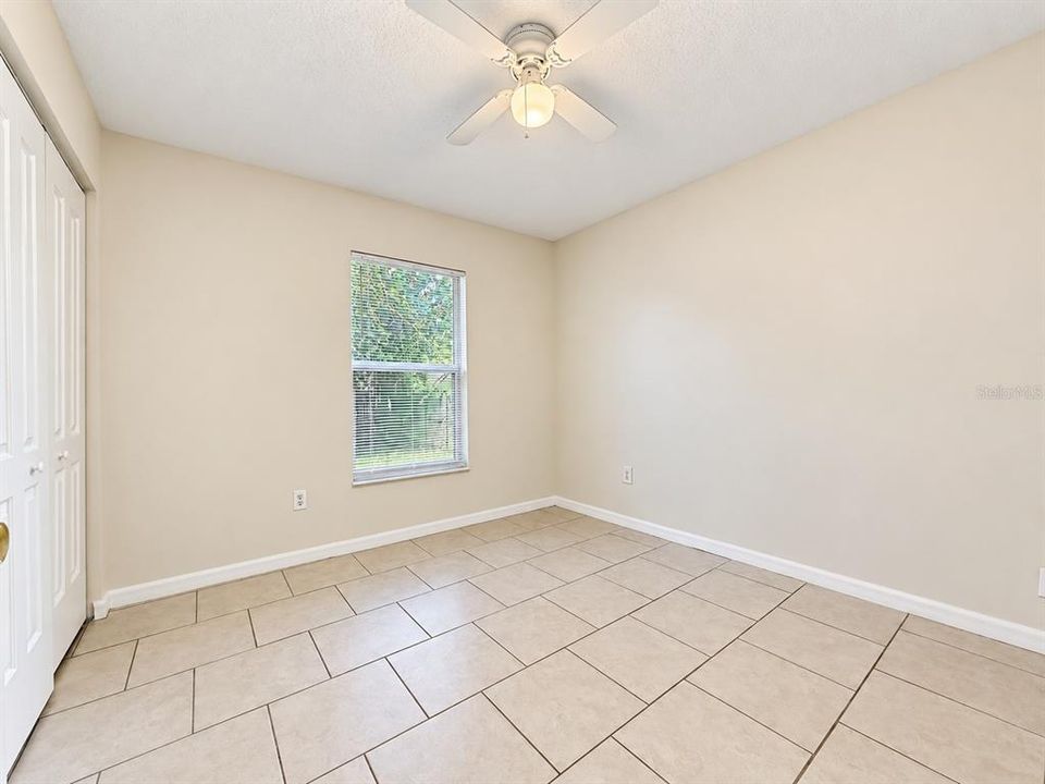 For Rent: $1,950 (3 beds, 2 baths, 1200 Square Feet)