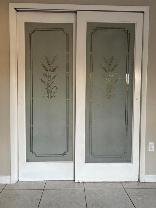 For Sale: $320,000 (4 beds, 2 baths, 2181 Square Feet)