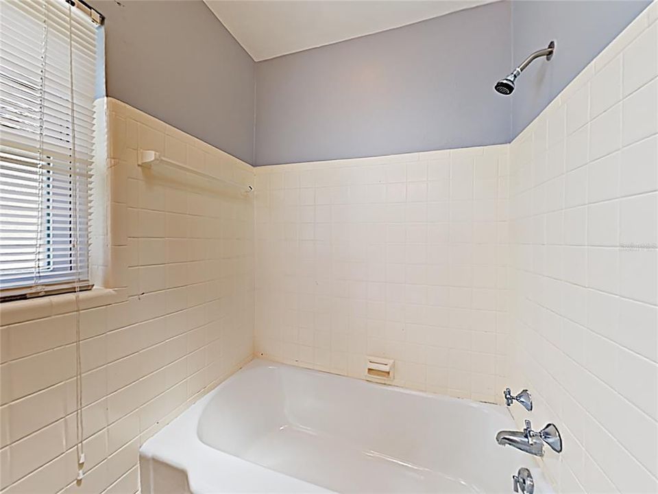 For Rent: $2,449 (3 beds, 2 baths, 1432 Square Feet)