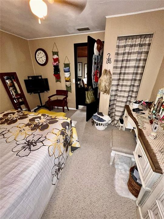 For Sale: $218,000 (3 beds, 1 baths, 1544 Square Feet)