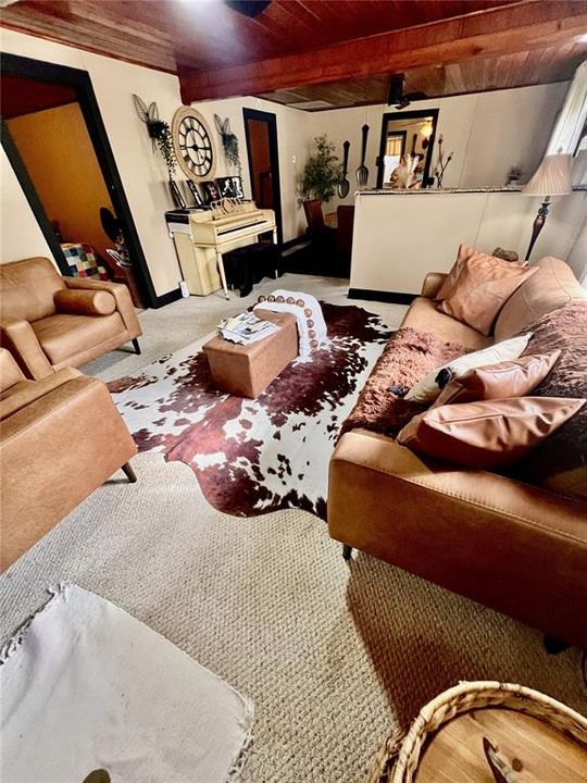 For Sale: $218,000 (3 beds, 1 baths, 1544 Square Feet)