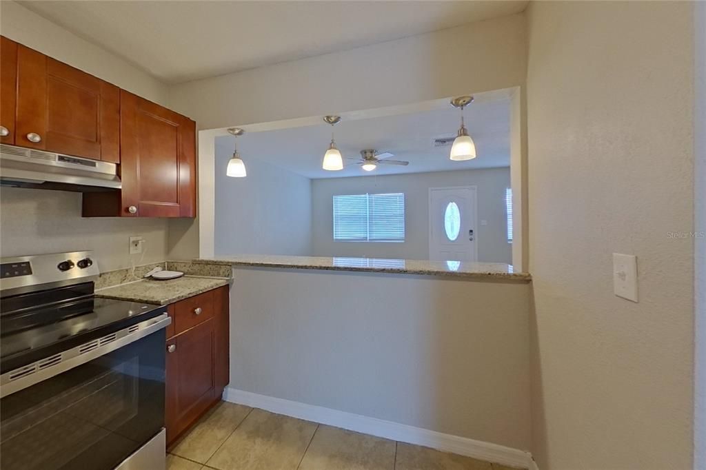 For Rent: $2,439 (3 beds, 2 baths, 1336 Square Feet)