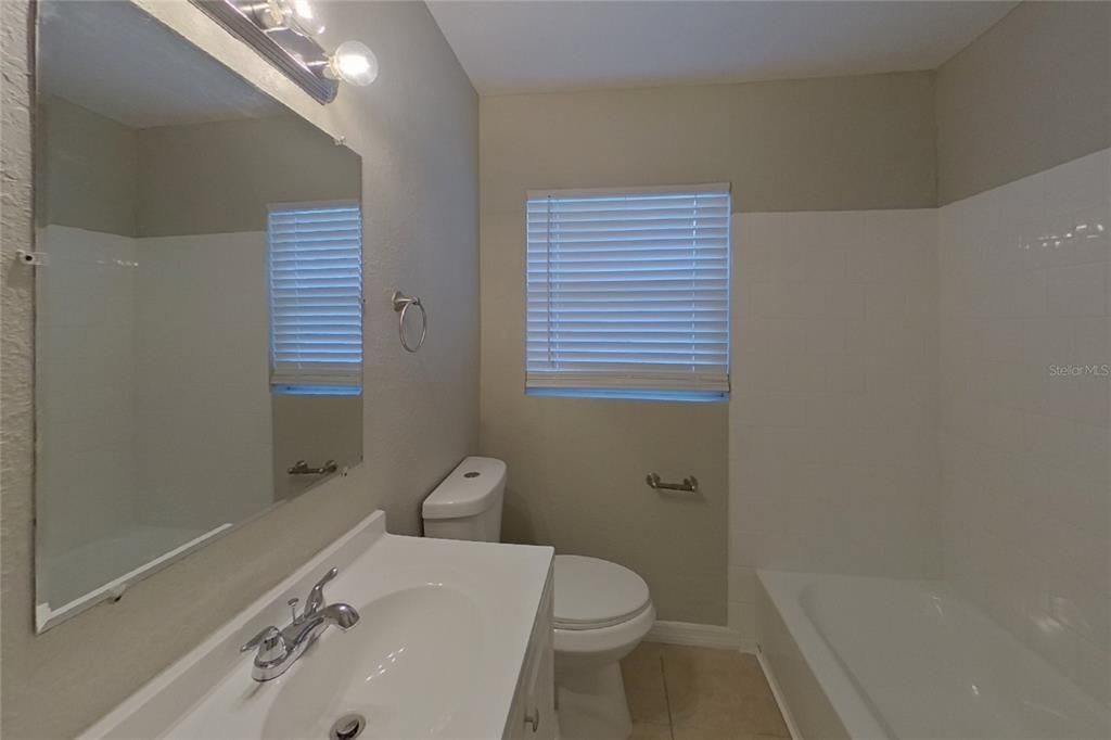 For Rent: $2,439 (3 beds, 2 baths, 1336 Square Feet)