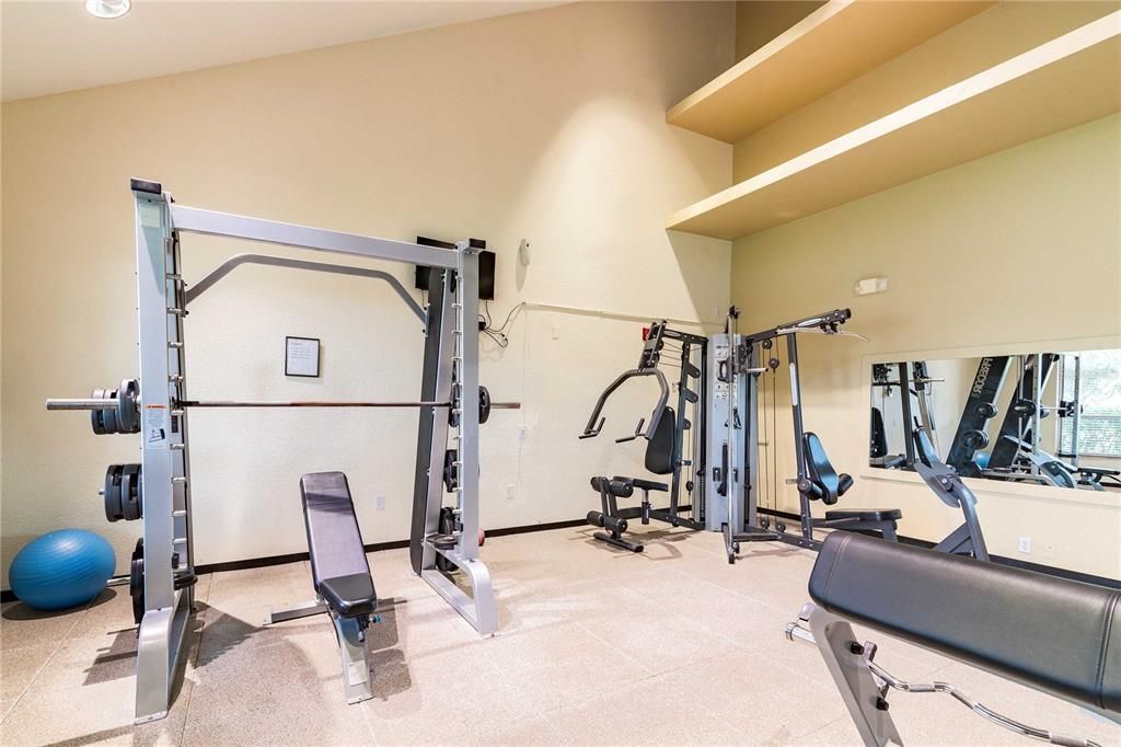 Active With Contract: $249,000 (2 beds, 2 baths, 1270 Square Feet)