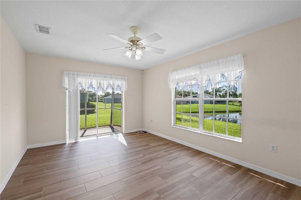 For Sale: $249,000 (2 beds, 2 baths, 1270 Square Feet)